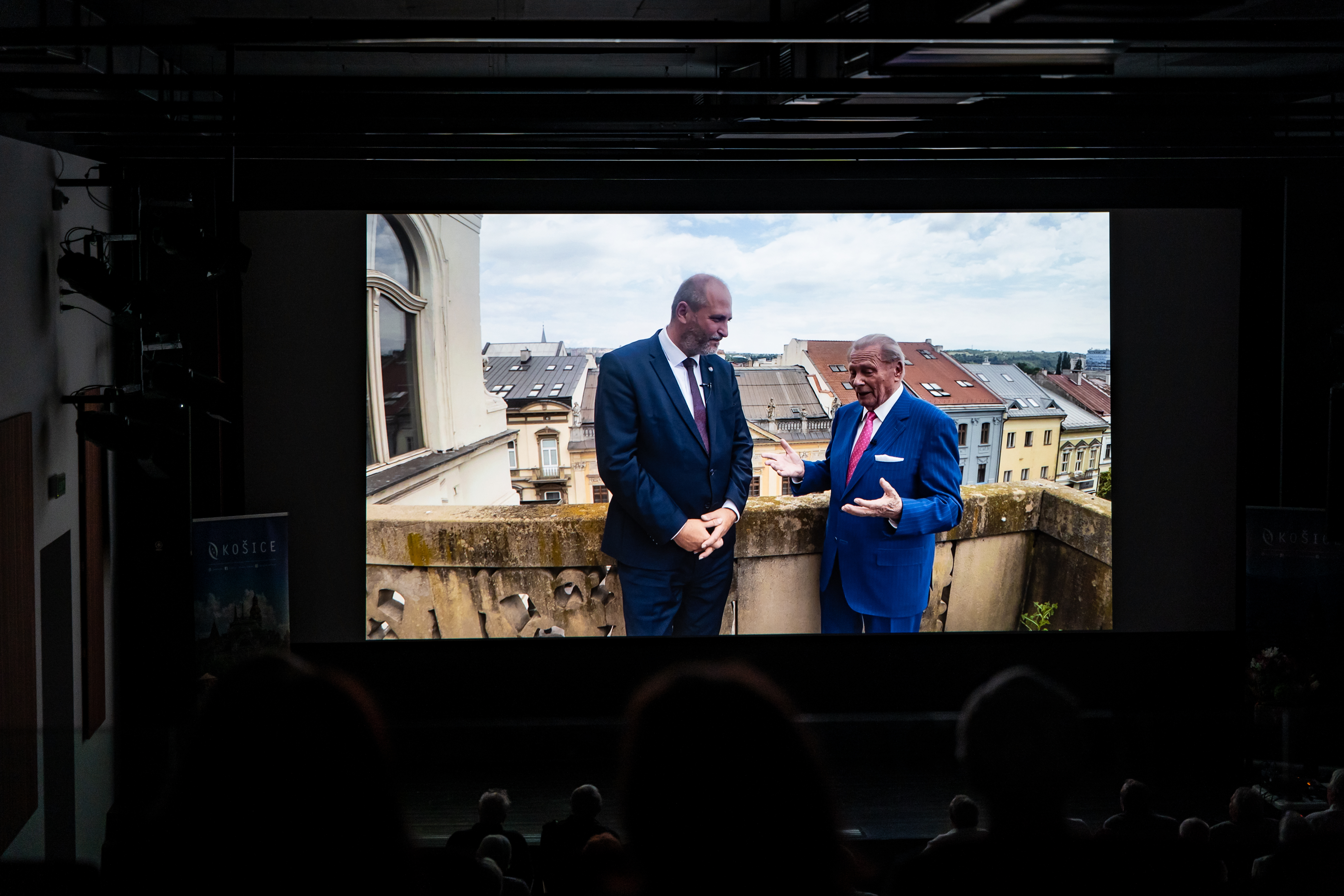 Premiera filmu prezidenta Rudolfa Schustera-25